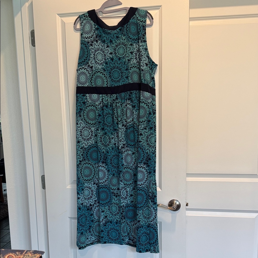 Catherines 3X (26/28W) Maxi Dress - Picture 2 of 4